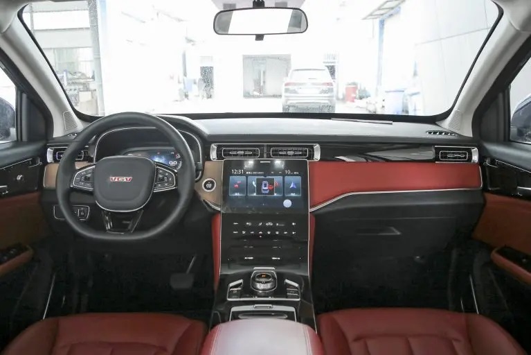 مشخصات خودروی VGV U75 پلاس + تصاویر