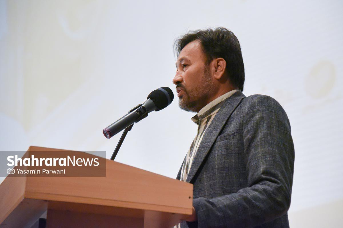 یادی از استاد محمدحسین سراهنگ در سینما هویزه مشهد یادی از استاد محمدحسین سراهنگ در سینما هویزه مشهد