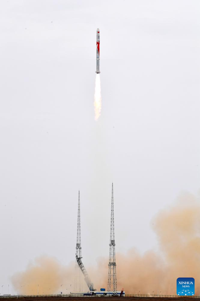 چین، موشک منحصربه فرد خود را پرتاب کرد + عکس چین، موشک منحصربه فرد خود را پرتاب کرد + عکس