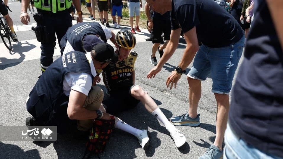سلفی، مسابقات دوچرخه‌سواری توردوفرانس را به‌هم ریخت + فیلم و عکس