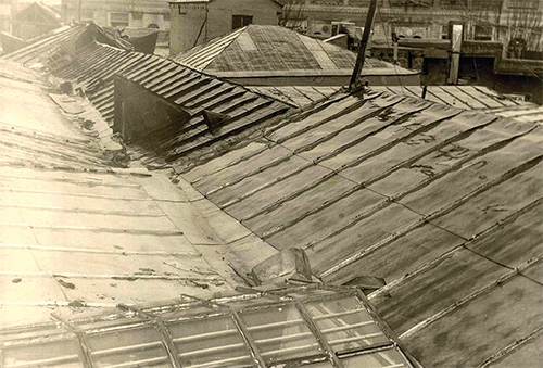 تنها مرمتگر سقف‌های تاریخی شهر