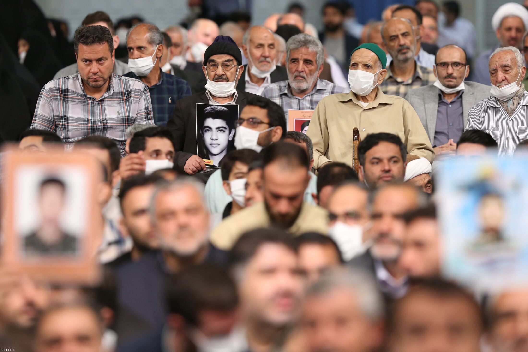 رهبر انقلاب: شهدا سرنوشت ایران را عوض کردند| شهدا قهرمانان کشورند، اهالی هنر برای نسل جوان الگوسازی کنند+ فیلم و عکس رهبر انقلاب: شهدا سرنوشت ایران را عوض کردند| شهدا قهرمانان کشورند، اهالی هنر برای نسل جوان الگوسازی کنند+ فیلم و عکس