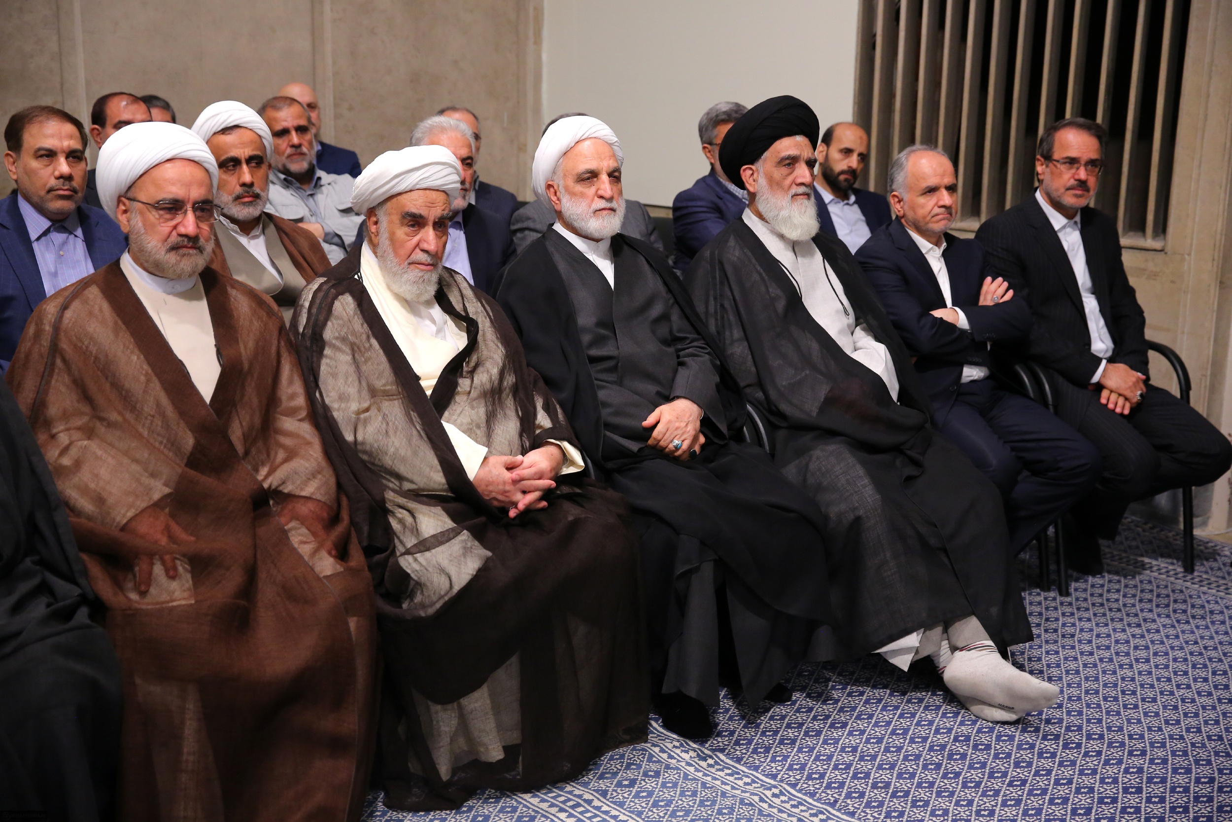 رهبر انقلاب: حفاظت از امنیت روانی جامعه یکی از موارد احیای حقوق عامه است+ فیلم و عکس رهبر انقلاب: حفاظت از امنیت روانی جامعه یکی از موارد احیای حقوق عامه است+ فیلم و عکس
