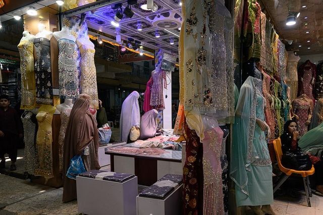 بازار قندهار در آستانه عید قربان + عکس بازار قندهار در آستانه عید قربان + عکس