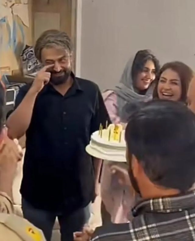 کیک تولد نریمان الصالحی، بازیگر زن عراقی، برای مصطفی زمانی + عکس
