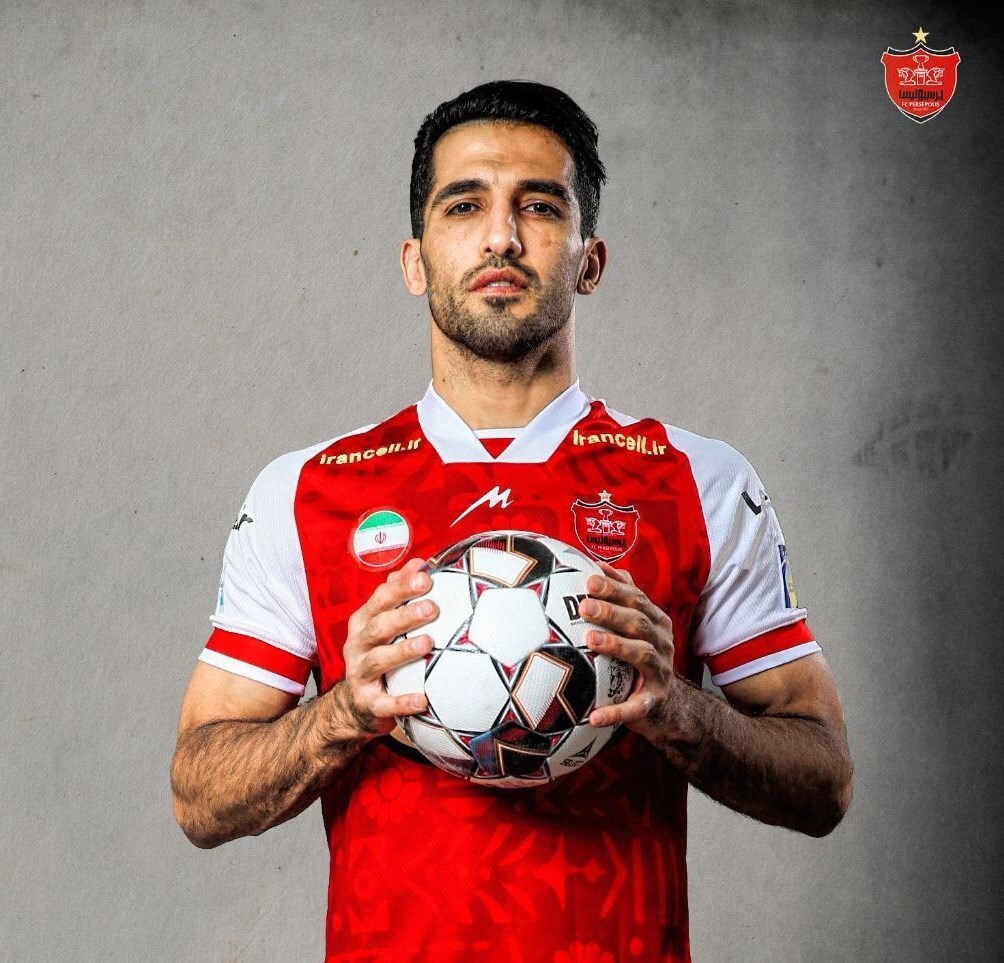 رونمایی از کیت رسمی پرسپولیس + عکس و فیلم رونمایی از کیت رسمی پرسپولیس + عکس و فیلم