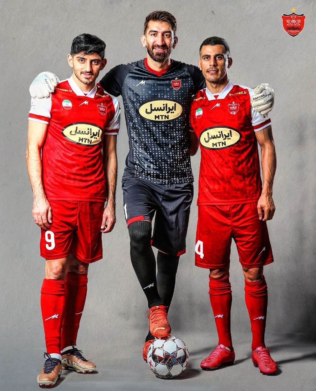 رونمایی از کیت رسمی پرسپولیس + عکس و فیلم رونمایی از کیت رسمی پرسپولیس + عکس و فیلم