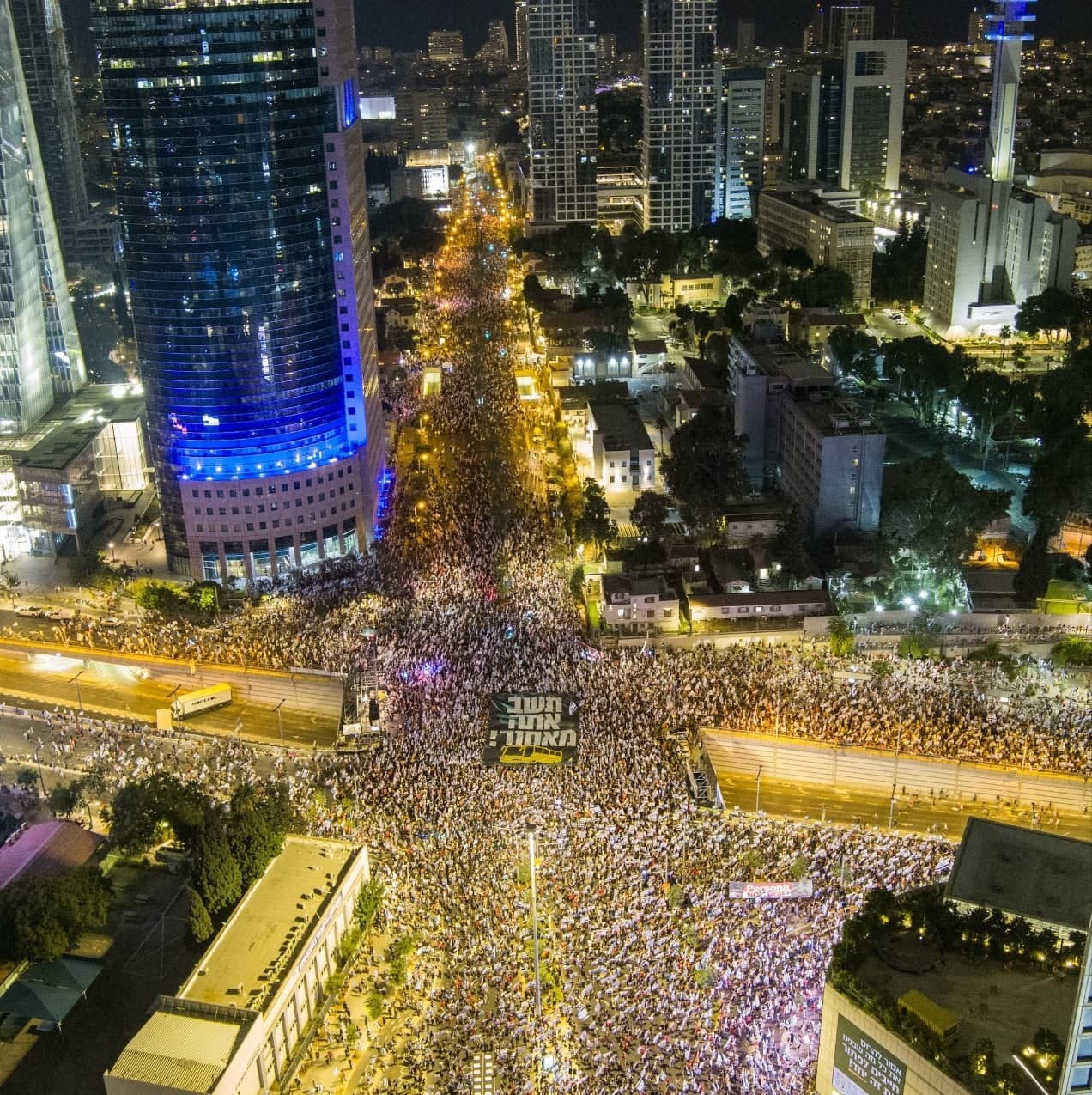 تظاهرات ده‌ها هزار نفری ساکنان سرزمین‌های اشغالی علیه نتانیاهو (۲۹ مرداد ۱۴۰۲) + تصاویر
