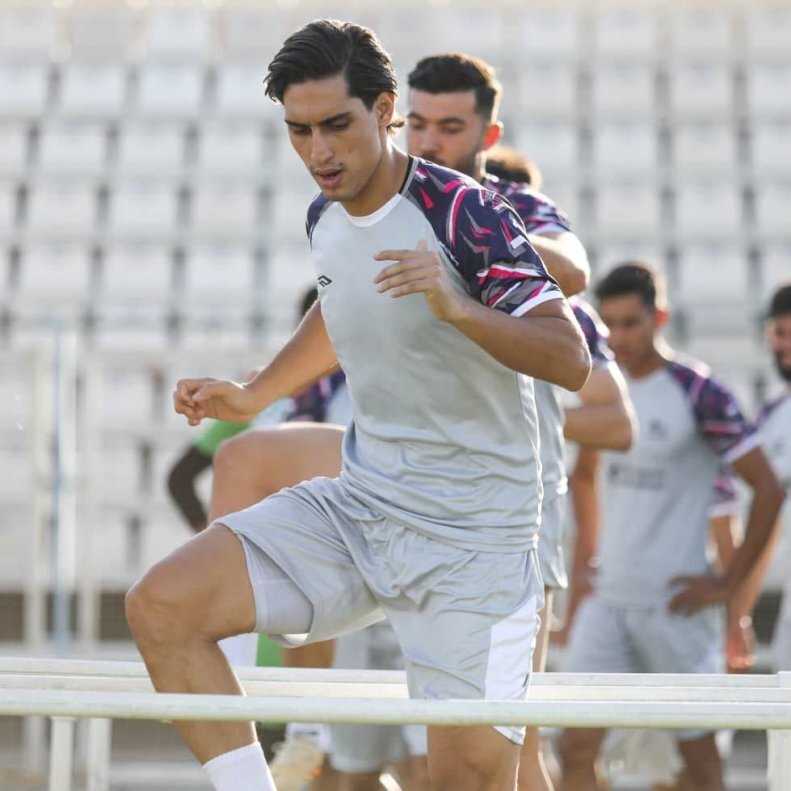 رونمایی تراکتور از محمد نادری + عکس رونمایی تراکتور از محمد نادری + عکس