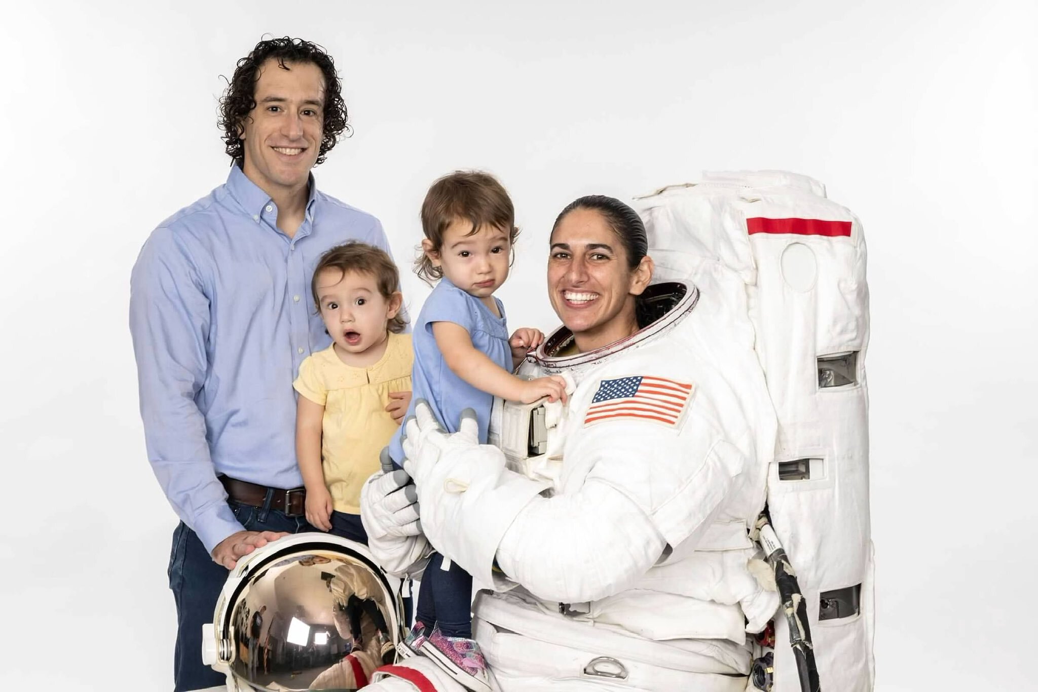 یاسمین مقبلی، فرمانده ایرانی ماموریت فضایی اسپیس اکس، کیست؟ بیوگرافی و عکس