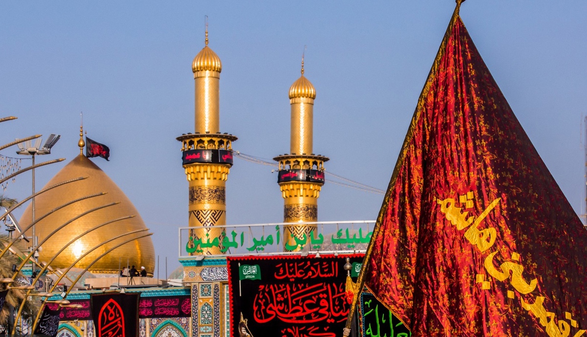 تصاویری از حرم مطهر حضرت ابوالفضل العباس(ع) در روز تاسوعای حسینی را مشاهده می کنید.
