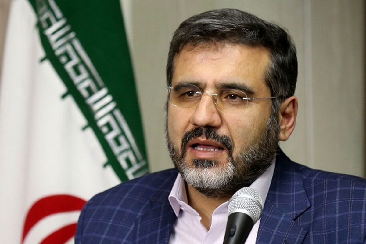 وزیر ارشاد گفت: آهنگ جدید کویتی پور بدون مجوز بوده و مسوولیت آن با منتشر کننده است.