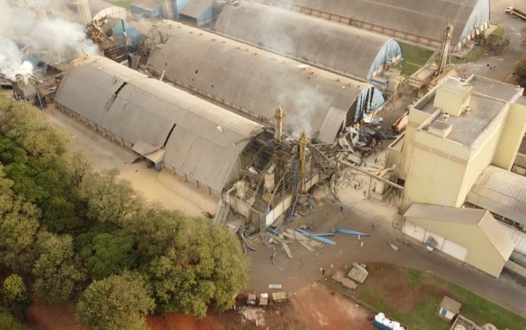 انفجار یک سیلو در برزیل با ۱۹ کشته و زخمی + عکس انفجار یک سیلو در برزیل با ۱۹ کشته و زخمی + عکس