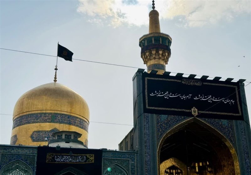 حرم مطهر امام رضا (ع) سیاه‌پوش شد + عکس