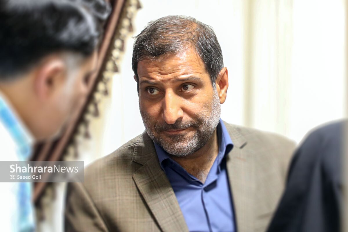 فرماندار مشهد: دست‌کم ۱۰ تا ۱۵ مدیر را در ۱۹ ماه عزل کردم | مستبد به‌ معنای منفی آن نیستم ولی آدم قاطعی هستم