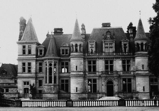 درباره «قصر وایکهرست»، خانه ابراهیم گلستان در انگلیس + فیلم و عکس درباره «قصر وایکهرست»، خانه ابراهیم گلستان در انگلیس + فیلم و عکس