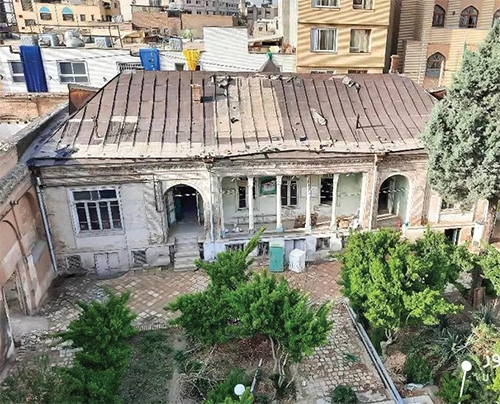 کـوچـه‌ای یادگار پـنجه خــورشید