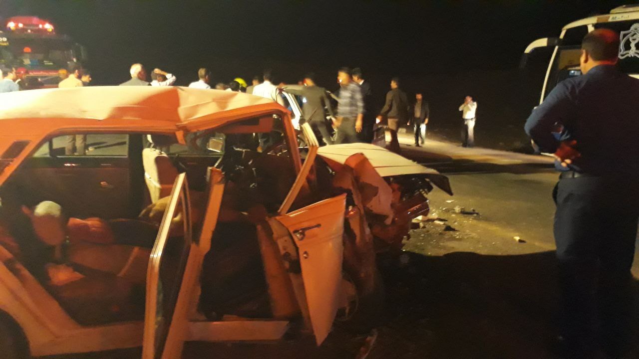 ۱۲ مجروح در تصادف ۳ خودرو سواری در جاده قدیم مشهد به نیشابور + تصاویر