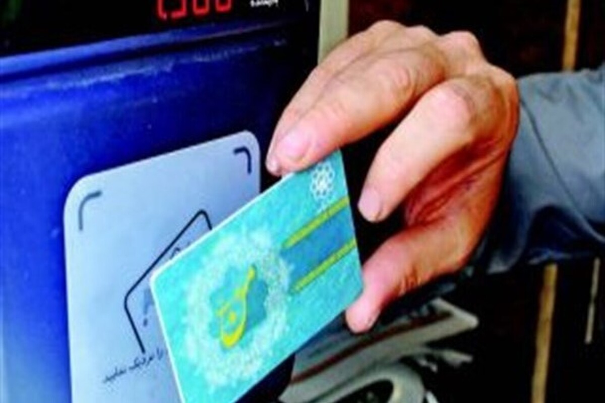 درخواست برخی شهروندان مشهدی مبنی بر تجهیز اتوبوس‌ها به دستگاه شارژ من‌کارت و پاسخ مسئولان.