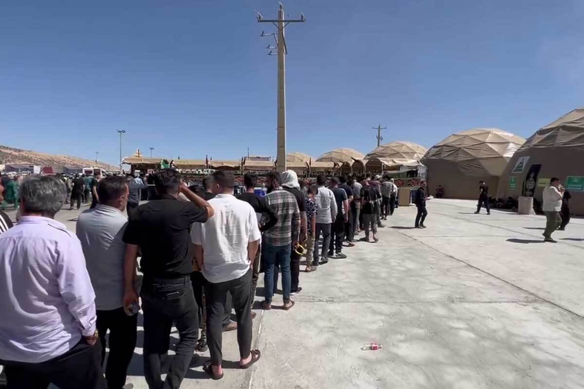 درآستانه اربعین حسینی شاهد حرکت و حضور ارادتمندان اهل بیت در نجف و کربلا هستیم.