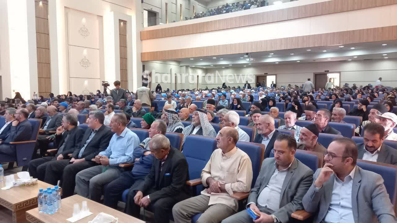 سالمندان نماد وحدت خانواده هستند | ۹۶ هزار خانواده سالمند تحت پوشش کمیته امداد در خراسان رضوی