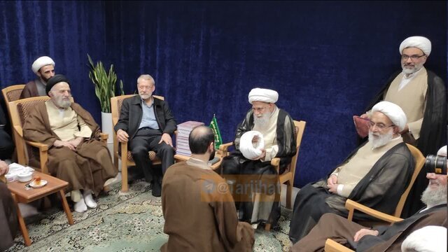 فرزند علی لاریجانی معمم شد+ عکس