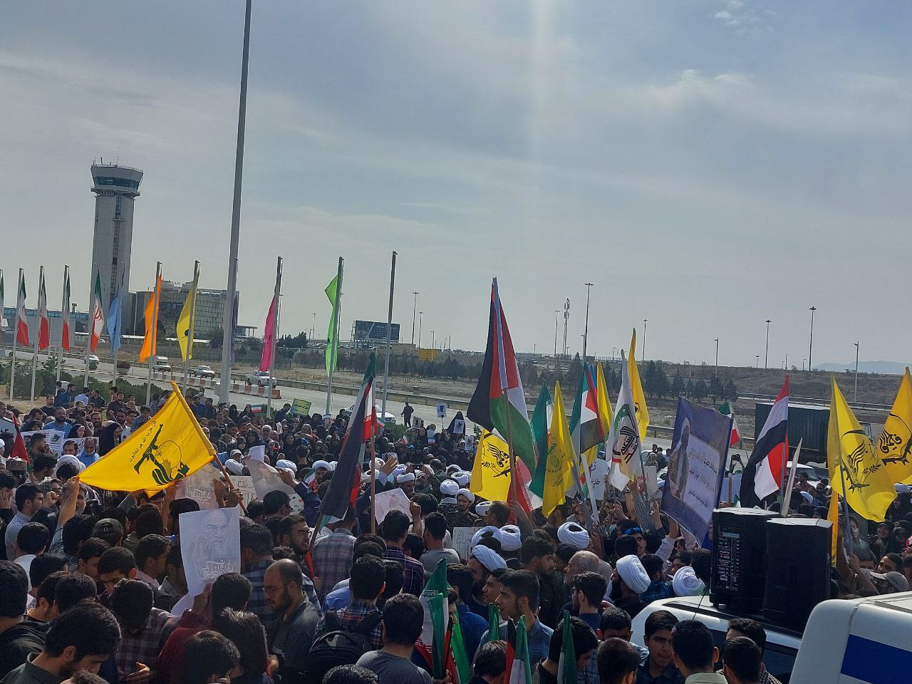 شیخ زکزاکی وارد تهران شد شیخ زکزاکی وارد تهران شد