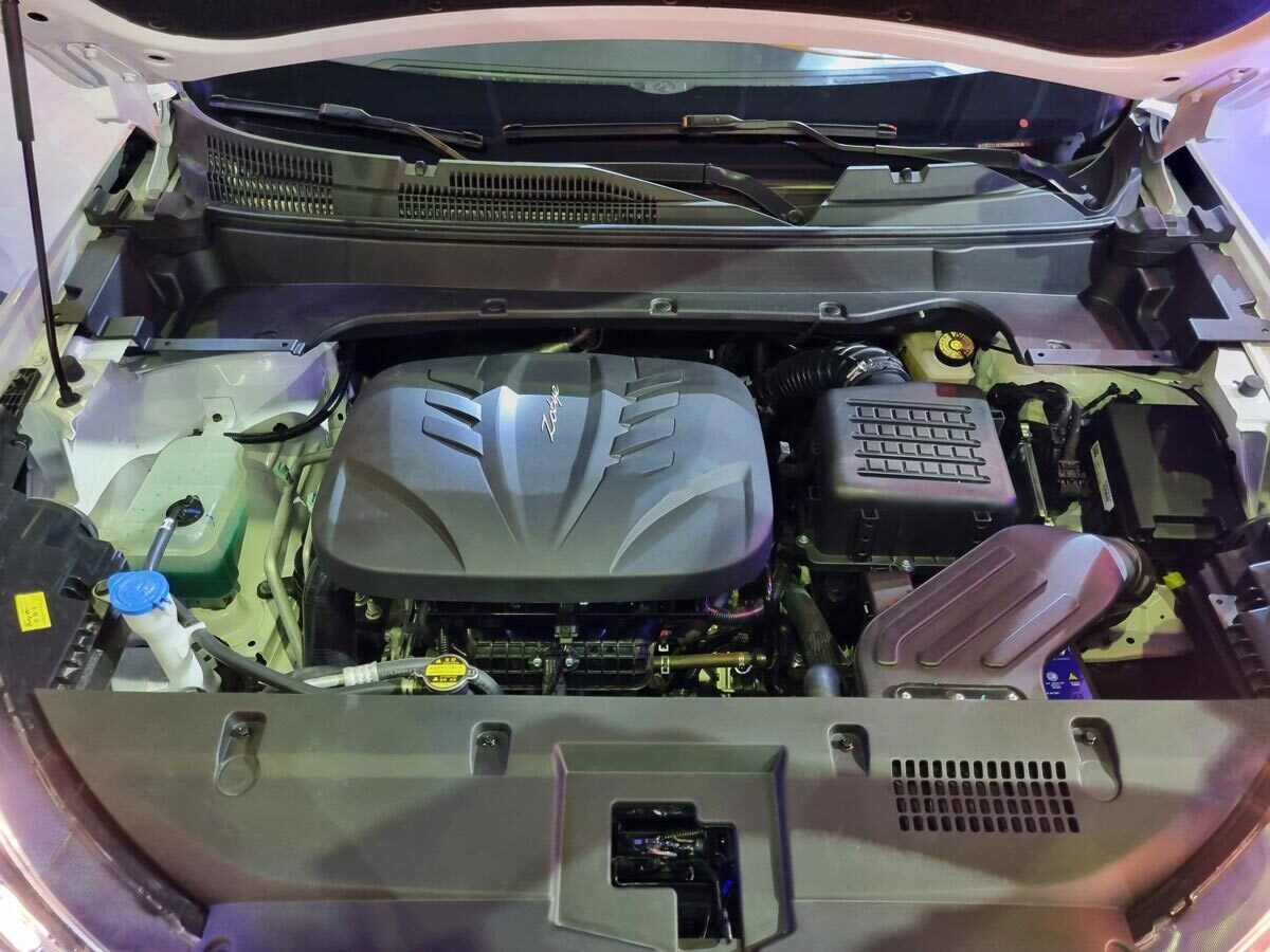 زوتی DL5؛ این خودرو وارداتی با چه امکاناتی تحویل مشتریان می‌شود؟