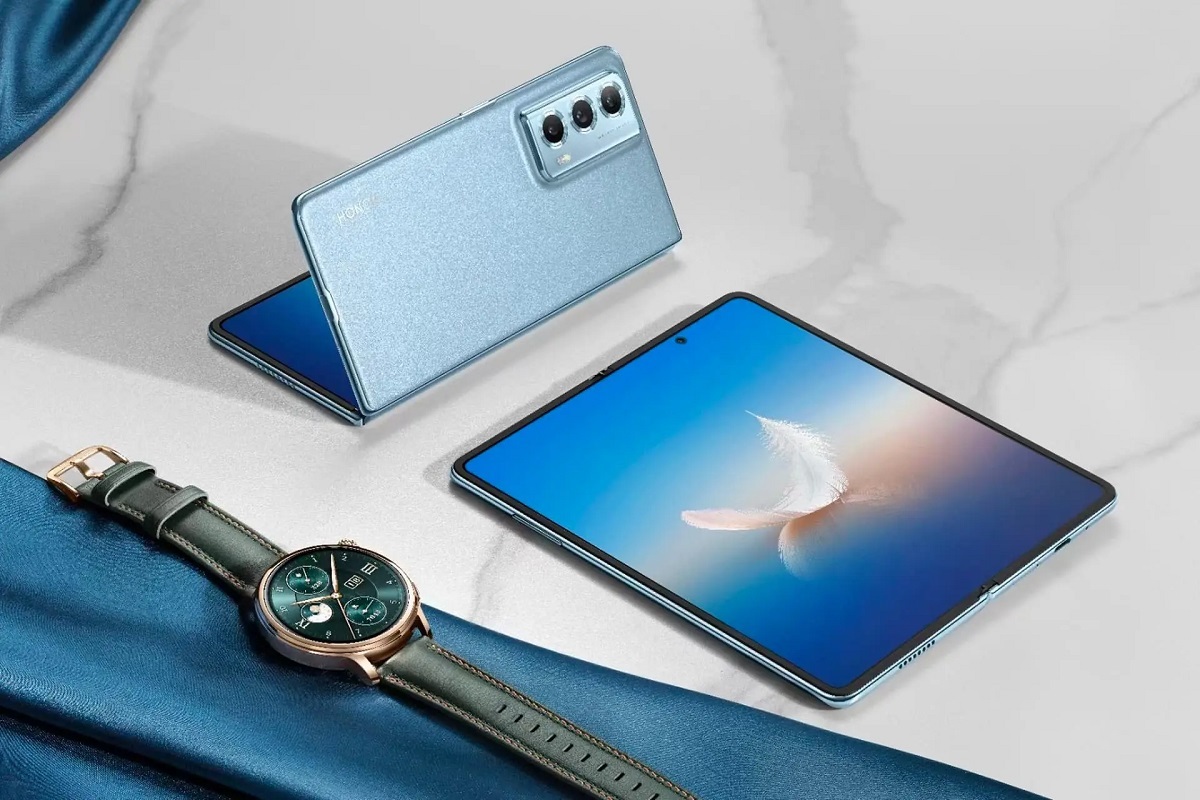 باریکترین گوشی تاشدنی جهان رونمایی شد + مشخصات فنی باریکترین گوشی تاشدنی جهان رونمایی شد + مشخصات فنی