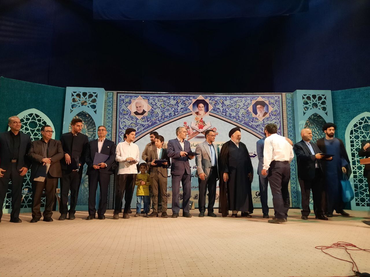 تولیت آستان قدس رضوی: قرآن معجزه تمام دوران هاست تولیت آستان قدس رضوی: قرآن معجزه تمام دوران هاست