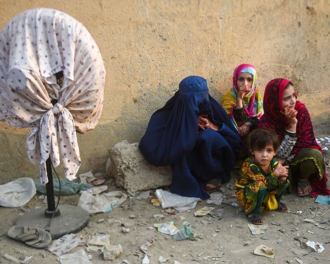 پایان مهلت پاکستان برای خروج مهاجران غیرقانونی از این کشور + عکس پایان مهلت پاکستان برای خروج مهاجران غیرقانونی از این کشور + عکس