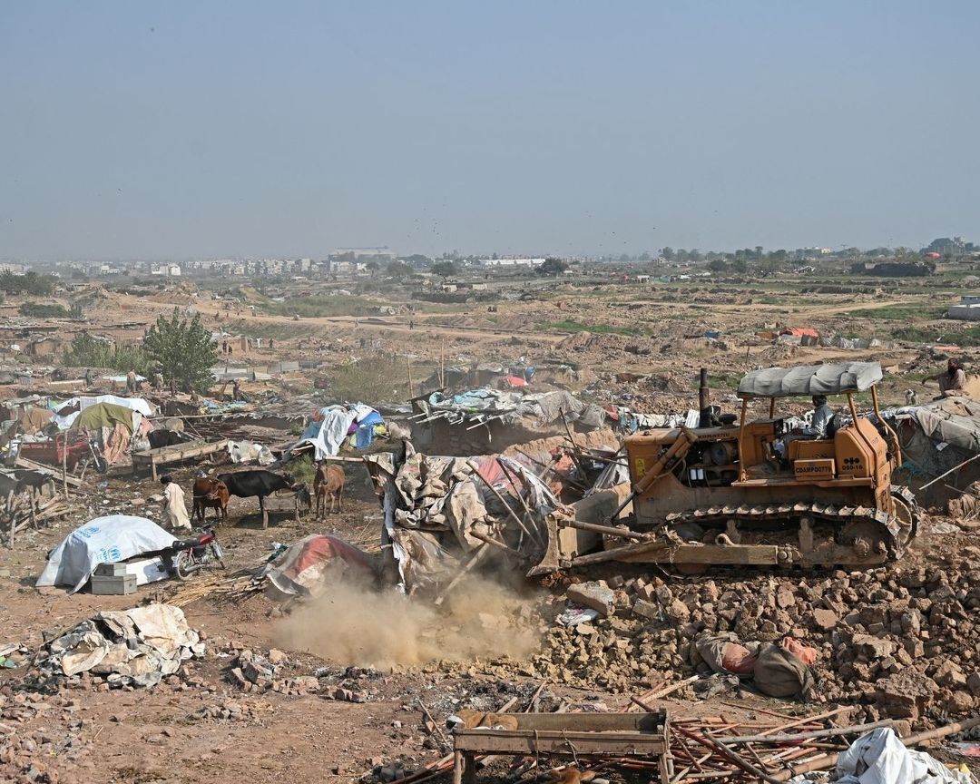 پایان مهلت پاکستان برای خروج مهاجران غیرقانونی از این کشور + عکس پایان مهلت پاکستان برای خروج مهاجران غیرقانونی از این کشور + عکس