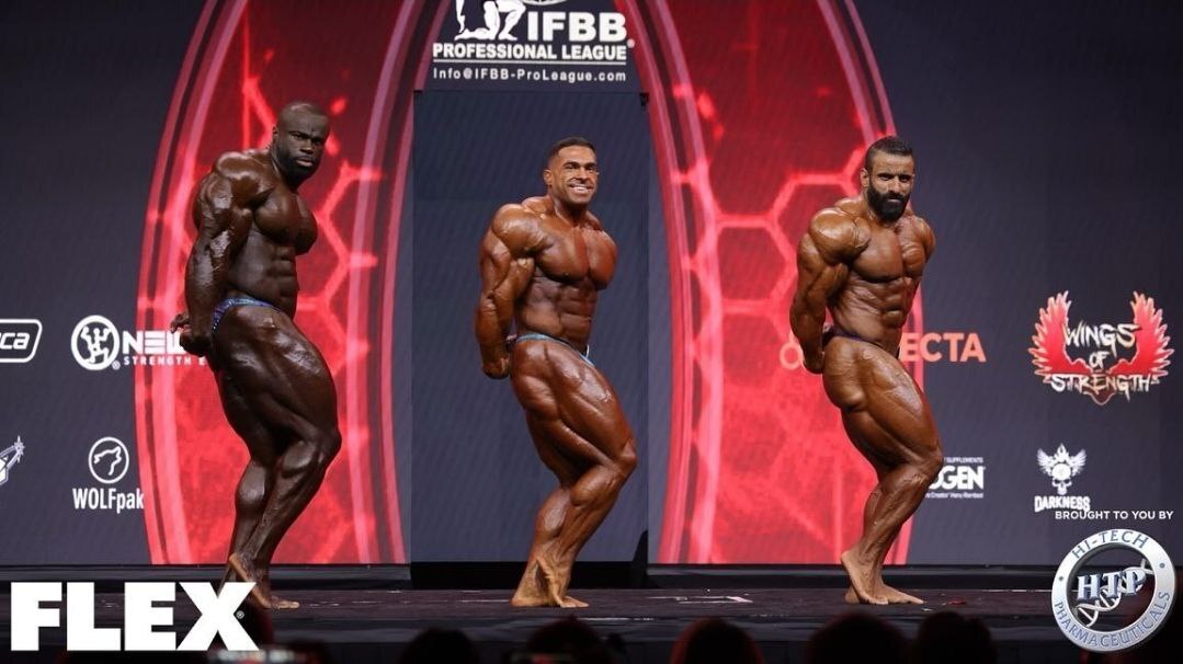 هادی چوپان راهی فینال مستر المپیا شد + عکس هادی چوپان راهی فینال مستر المپیا شد + عکس