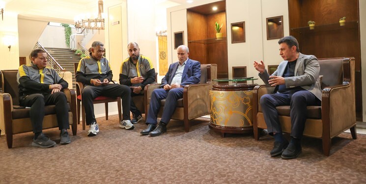 تقدیر قلعهنویی از زحمات مورایس و رحمتی تقدیر قلعهنویی از زحمات مورایس و رحمتی