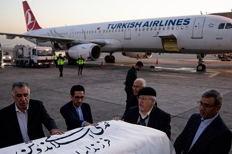 نخستین عکسها از بازگشت پیکر محمدعلی اسلامی ندوشن به ایران + تصاویر نخستین عکسها از بازگشت پیکر محمدعلی اسلامی ندوشن به ایران + تصاویر