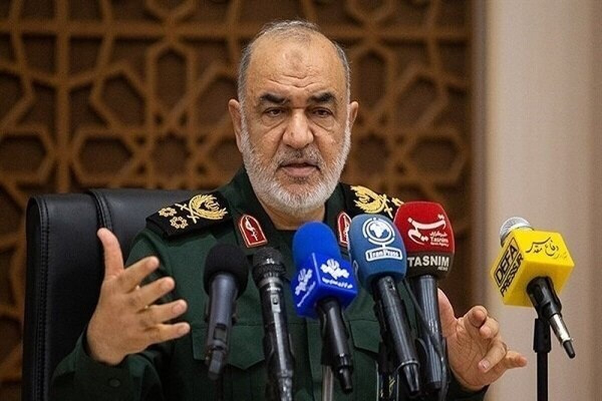 فرمانده سپاه با بیان اینکه اسرائیل محکوم به شکست است، گفت: هرچه آن‌ها بمباران می‌کنند، غزه می‌ماند، زیرا کودکان غزه تسلیم نمی‌شوند و می‌گویند اینجا سرزمین ما و هویت ماست.