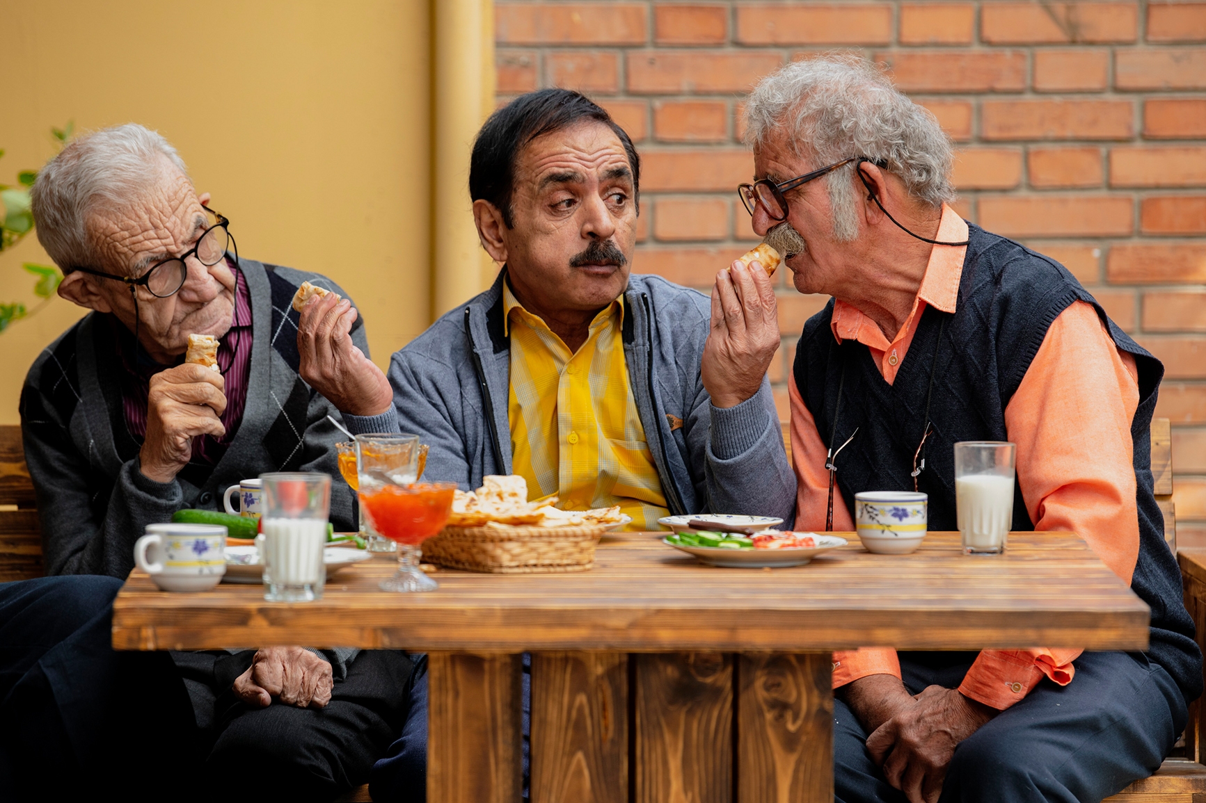 عین الله دریایی، بازیگر نقش رزاقی در سریال «مگه تموم عمر چندتا بهاره» کیست؟ عین الله دریایی، بازیگر نقش رزاقی در سریال «مگه تموم عمر چندتا بهاره» کیست؟