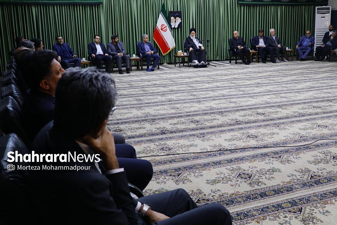 آیتالله علمالهدی: معنا ندارد ارزاق عمومی چندنرخی عرضه شوند | سختگیرانه نظارت کنید تا بساط سودجویان جمع شود آیتالله علمالهدی: معنا ندارد ارزاق عمومی چندنرخی عرضه شوند | سختگیرانه نظارت کنید تا بساط سودجویان جمع شود