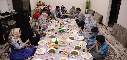 یک یلدا و این همه خنده