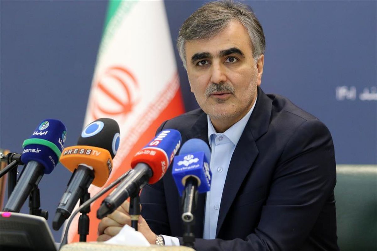رئیس‌کل بانک مرکزی برای تداوم کاهش تورم و نرخ رشد نقدینگی به همراه هدایت هدفمند اعتبارات بانکی به سمت تولید را سیاست قطعی بانک مرکزی در سال ۱۴۰۳ اعلام کرد.