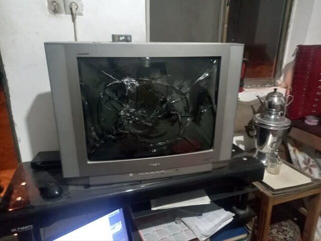 افراد ناشناس به منزل 2 مامور جنگلبانی تیراندازی کردند افراد ناشناس به منزل 2 مامور جنگلبانی تیراندازی کردند