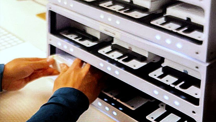 سیستم «آپدیت درون جعبه» اپل چطور کار می‌‌کند؟