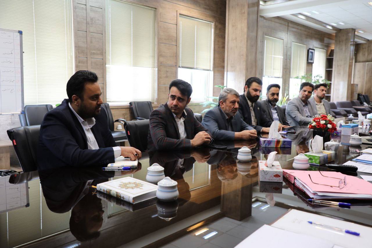 نشست صمیمانه هیات مدیره خانه مطبوعات با رییس کل دادگستری خراسان رضوی نشست صمیمانه هیات مدیره خانه مطبوعات با رییس کل دادگستری خراسان رضوی