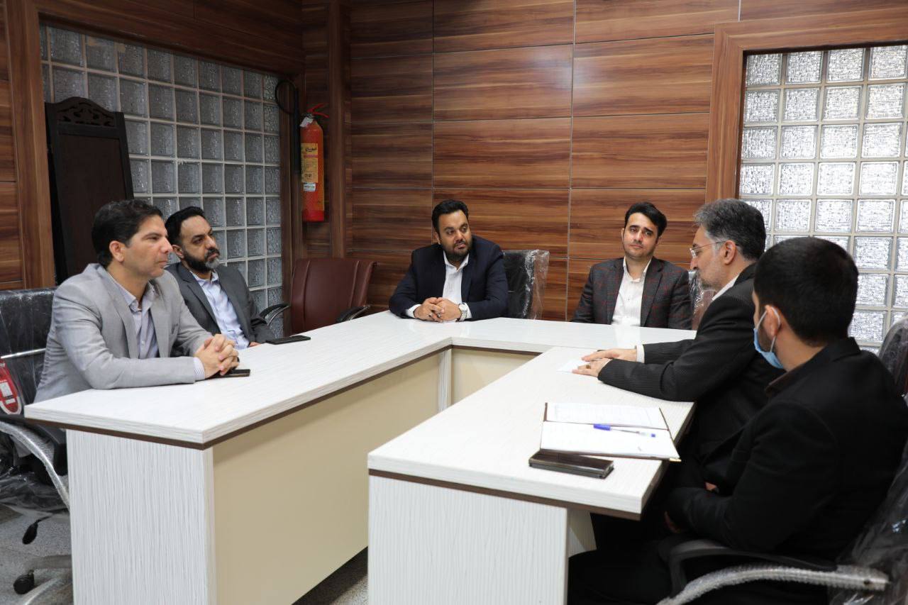 نشست صمیمانه هیات مدیره خانه مطبوعات با رییس کل دادگستری خراسان رضوی نشست صمیمانه هیات مدیره خانه مطبوعات با رییس کل دادگستری خراسان رضوی