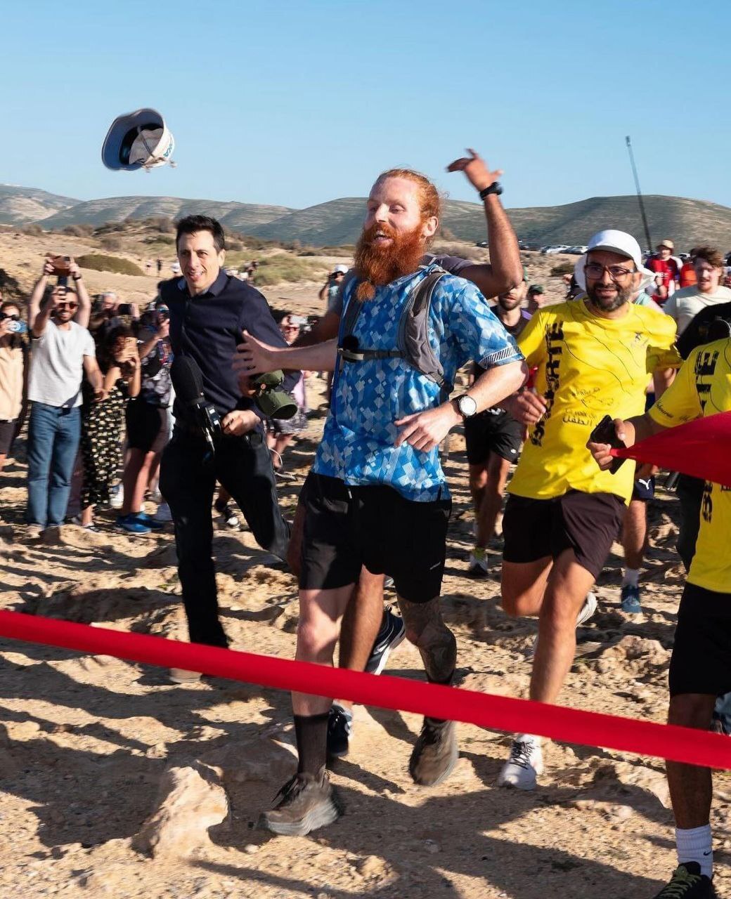 مرد انگلیسی دویدن در تمام طول قاره آفریقا را به پایان رساند مرد انگلیسی دویدن در تمام طول قاره آفریقا را به پایان رساند