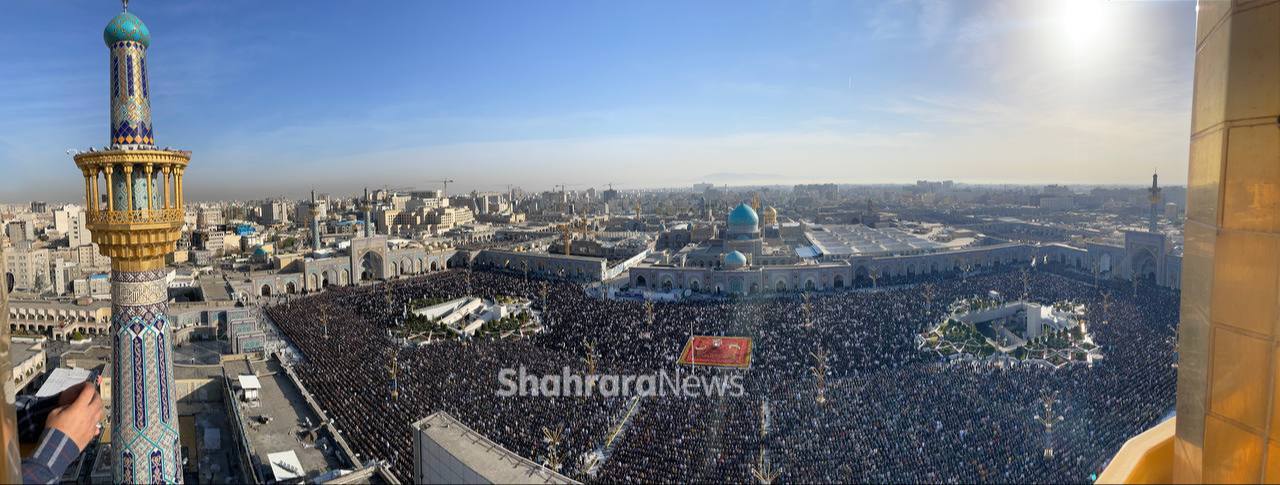 نماز عید سعید فطر در حرم امام رضا (ع)+ عکس و فیلم