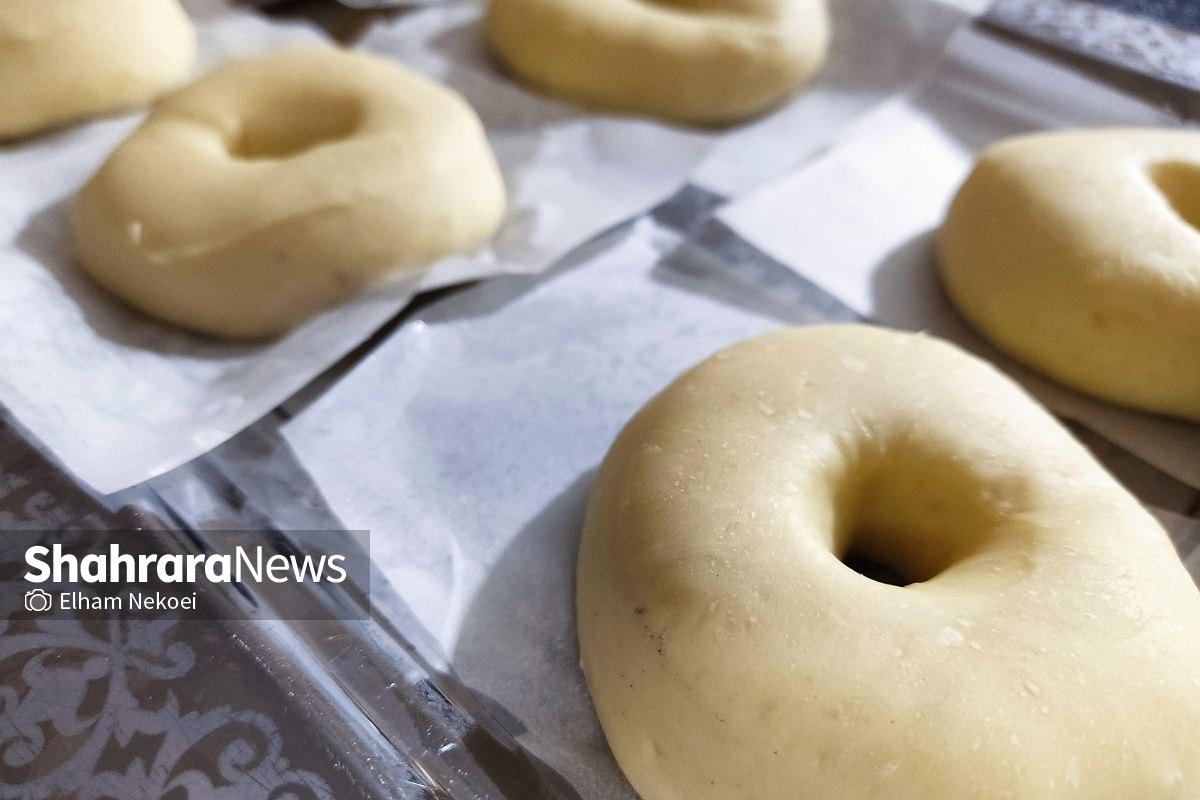 طرزتهیه دونات پفکی ساده + شیره و تزئین مخصوص + عکس طرزتهیه دونات پفکی ساده + شیره و تزئین مخصوص + عکس