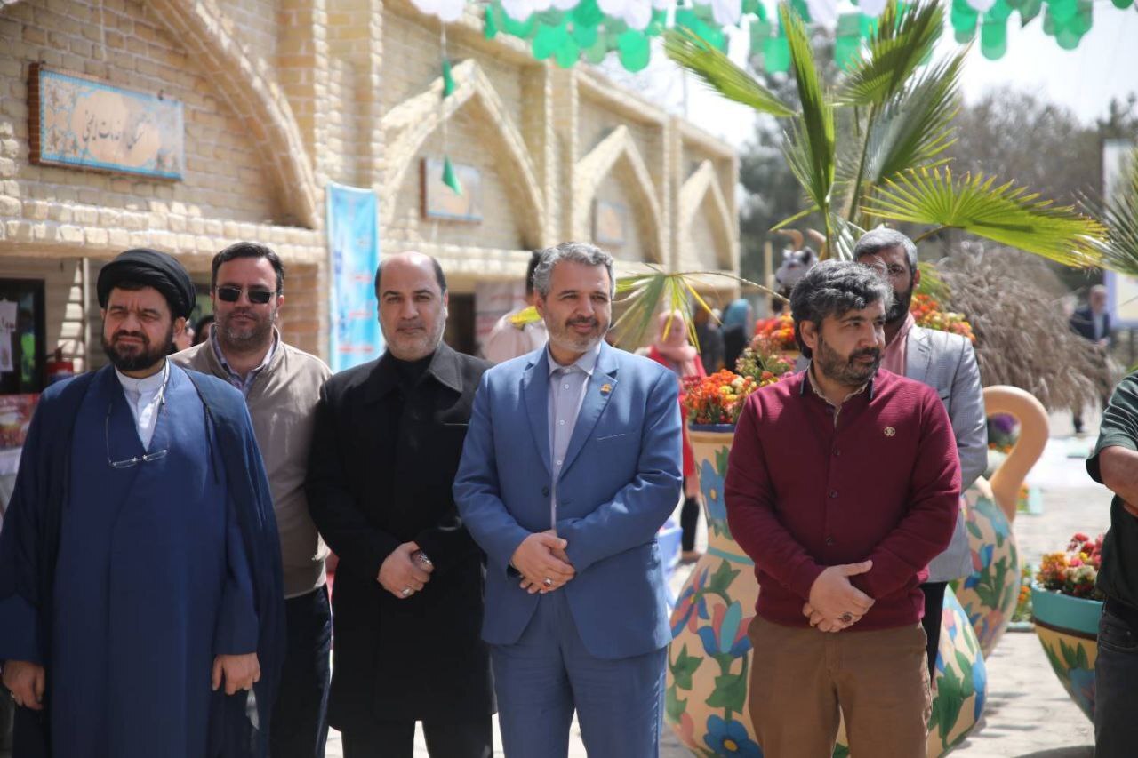 بازدید وزیر بهداشت از نحوه خدمات رسانی به زائران و اقدامات نوروزی شهرداری مشهد (۳ فروردین ۱۴۰۳) + تصاویر