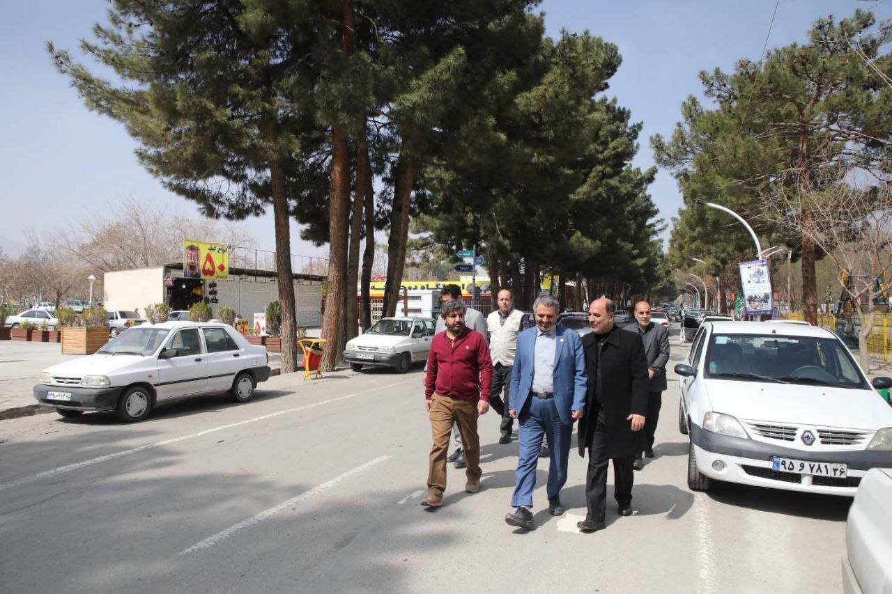 بازدید وزیر بهداشت از نحوه خدمات رسانی به زائران و اقدامات نوروزی شهرداری مشهد (۳ فروردین ۱۴۰۳) + تصاویر