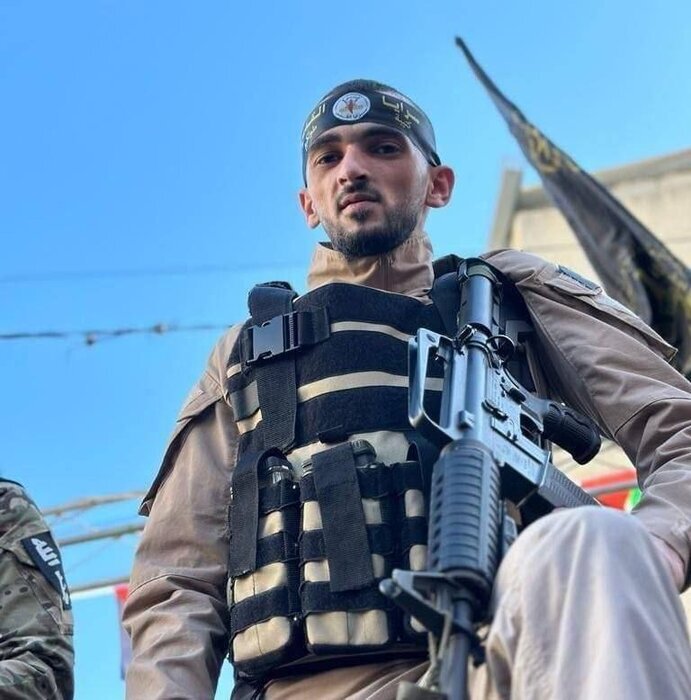 فرمانده گردان طولکرم در سرایاالقدس به شهادت رسید + عکس (۳۱ فروردین ۱۴۰۳) فرمانده گردان طولکرم در سرایاالقدس به شهادت رسید + عکس (۳۱ فروردین ۱۴۰۳)